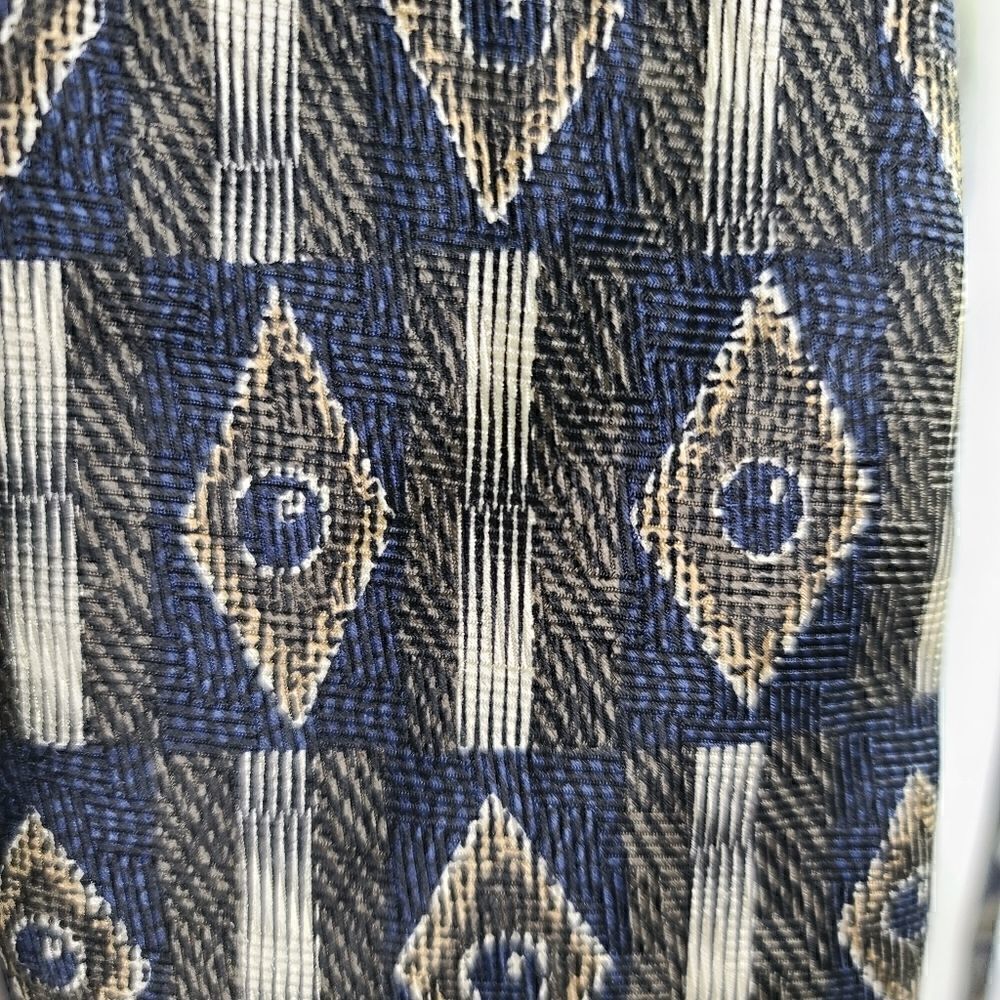 Chez Roffe' Tie - Picture 6 of 6